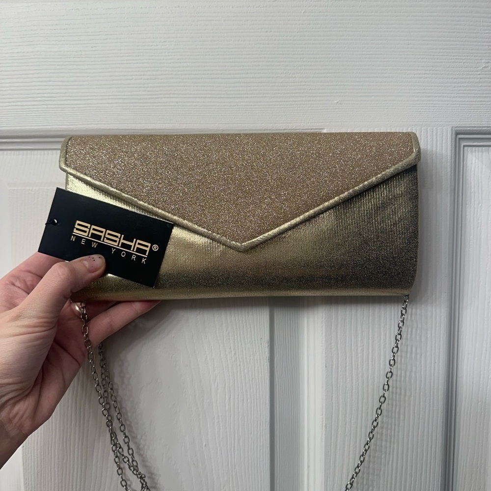 Women’s Golden Clutch With Strap